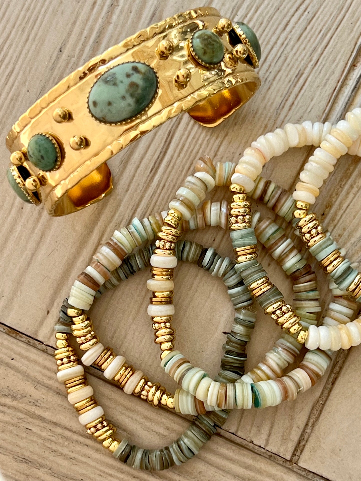 Green Mother of Pearl Bracelet