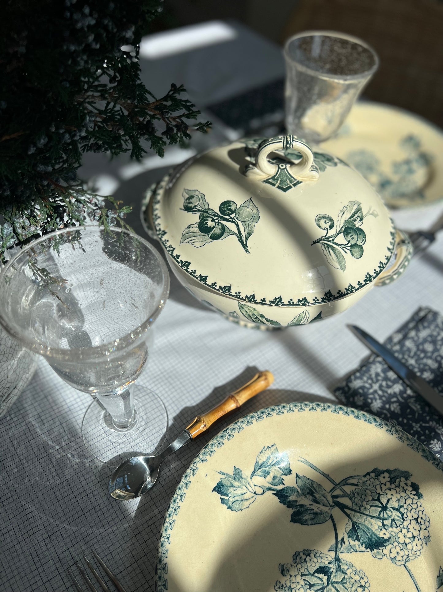 Set of 4 Vintage Bubble Glasses