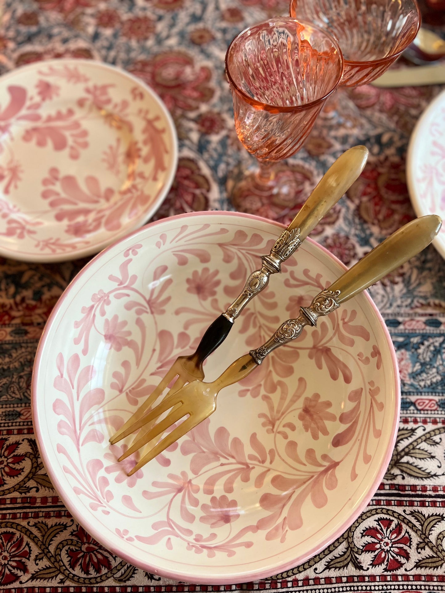 Flora Salad Bowl Pink (Small)