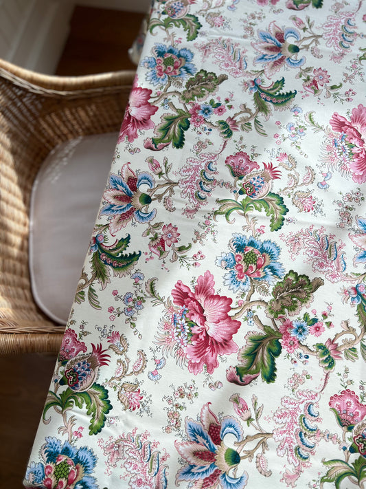 French Toile Tablecloth Persépolis