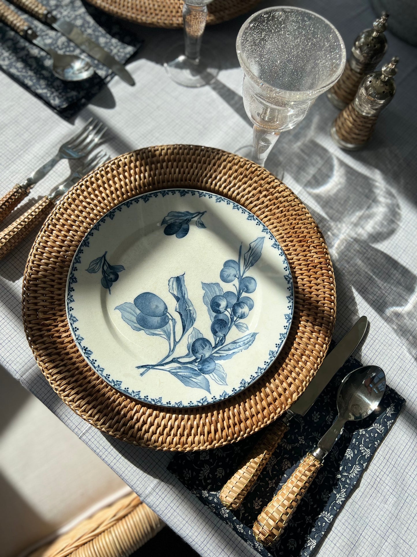 Set of 4 Vintage Bubble Glasses