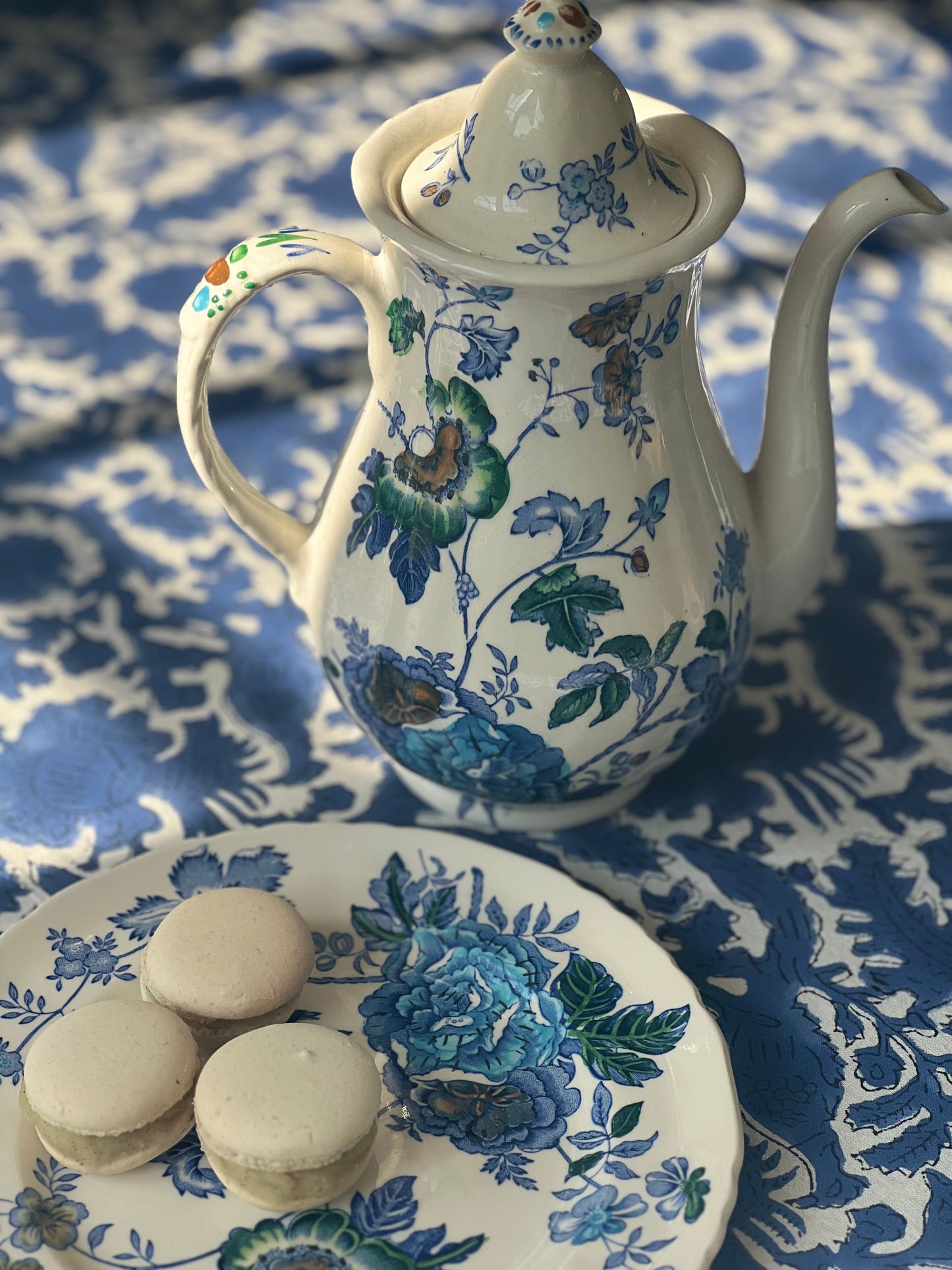 Vintage Ironstone Teapot Mason’s “Belvedere”