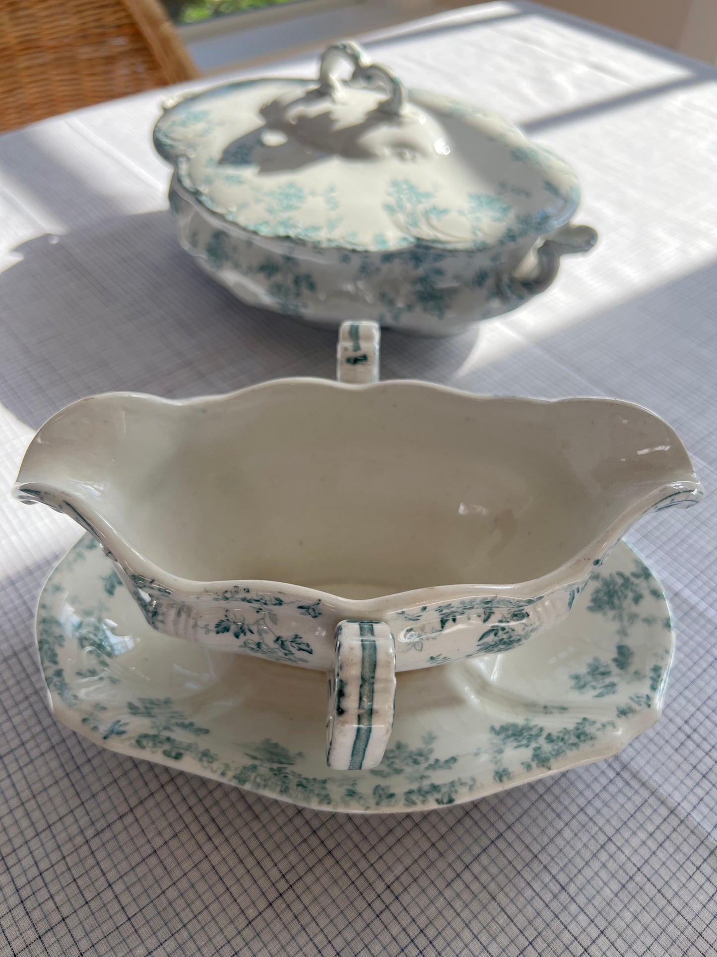 Vintage British Porcelain: Petite Vegetable Dish & Sauce Boat Set