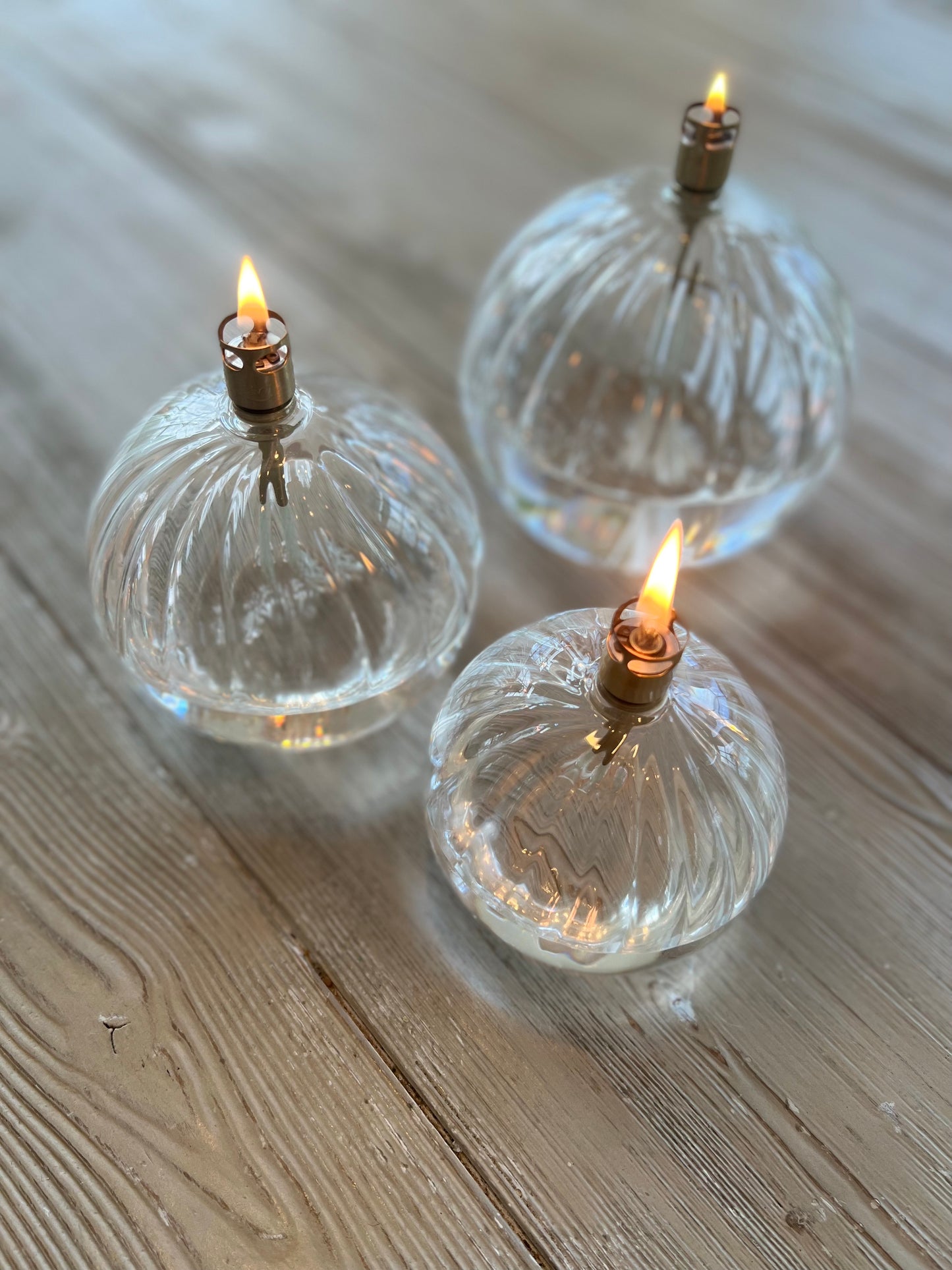 Ribbed Round Shaped Glass Oil Lamp, Size L