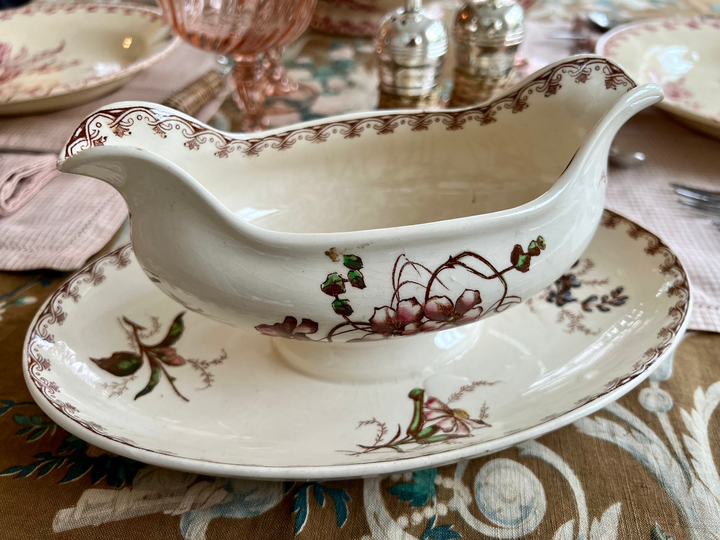 French Ironstone Sauce Boat "Vega" by Sarreguemines